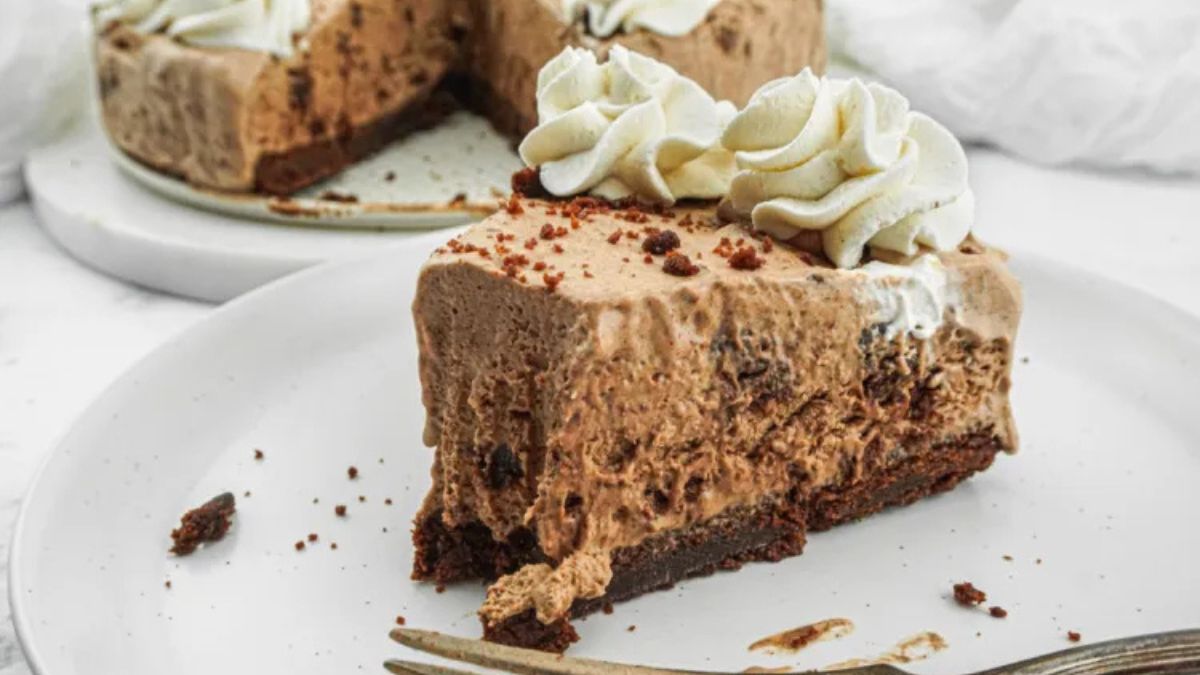 No Bake Brownie Ice Cream Cake.