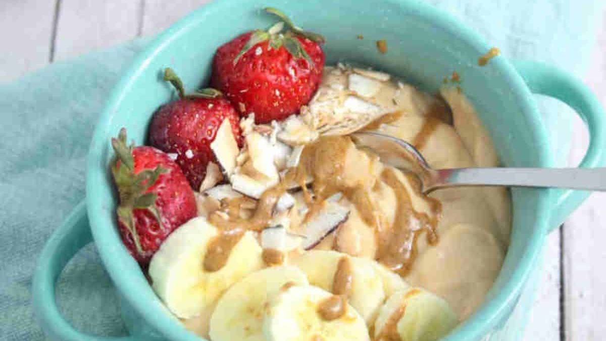 Papaya Smoothie Bowl (High Protein).