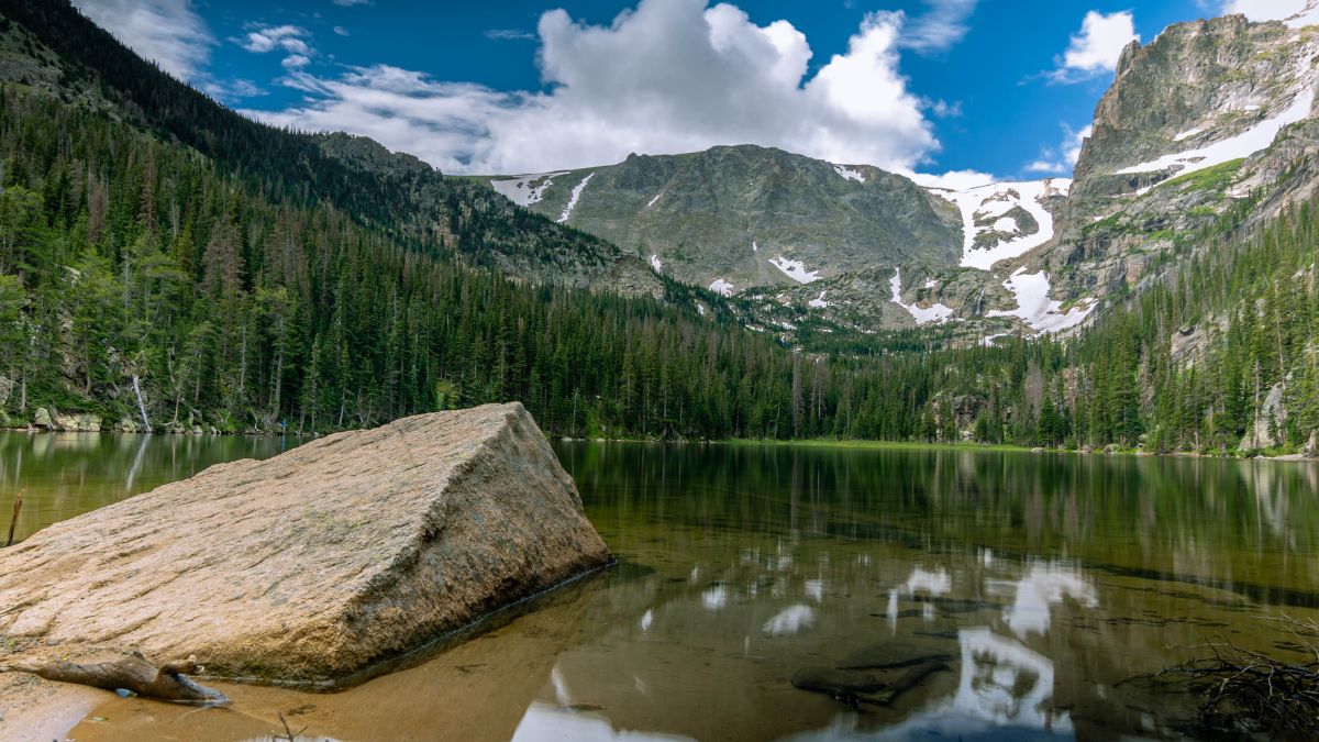 Photo of the beautiful Odessa Lake, located in Rocky Mountain National Park in Estes Park, Colorado, USA. This photo was made early August at 10 with scenic view.
