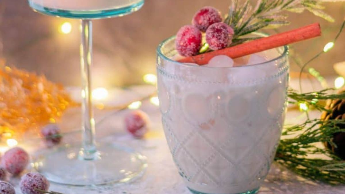 Ponche Crema Recipe (Venezuelan Eggnog).