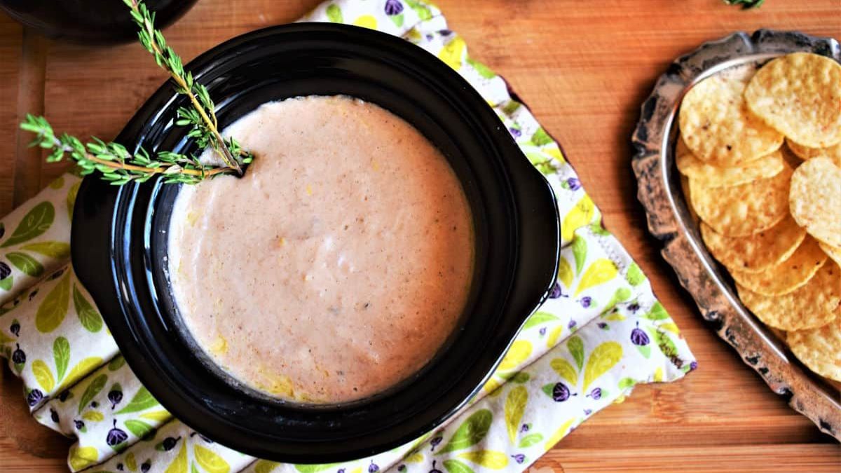 Red Wine & Cheese Dip (for Mini Slow Cooker).