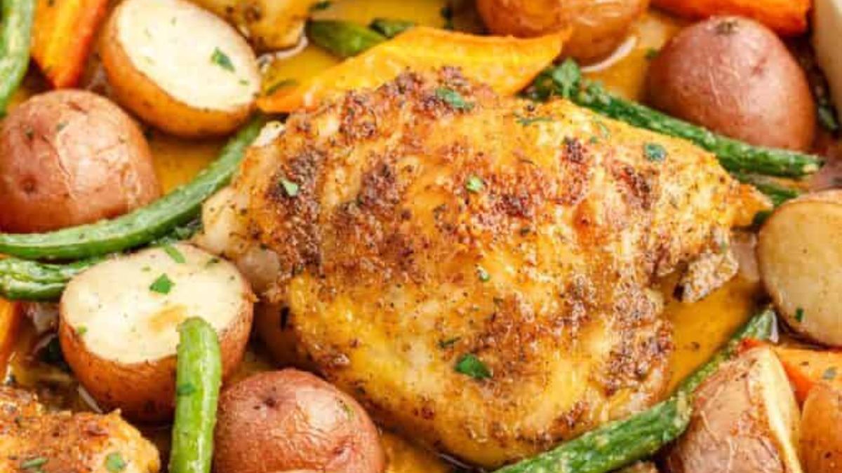 Sheet Pan Chicken Thighs and Vegetables.