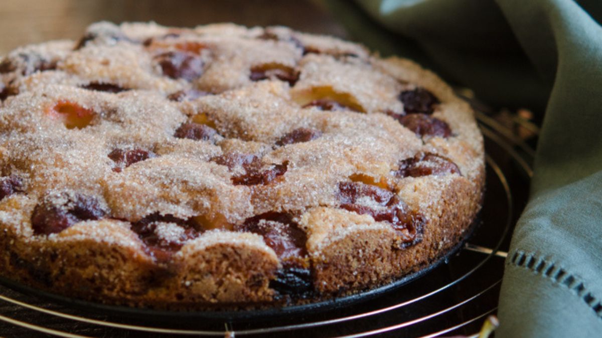 Simple Plum Cake (Plum Torte).