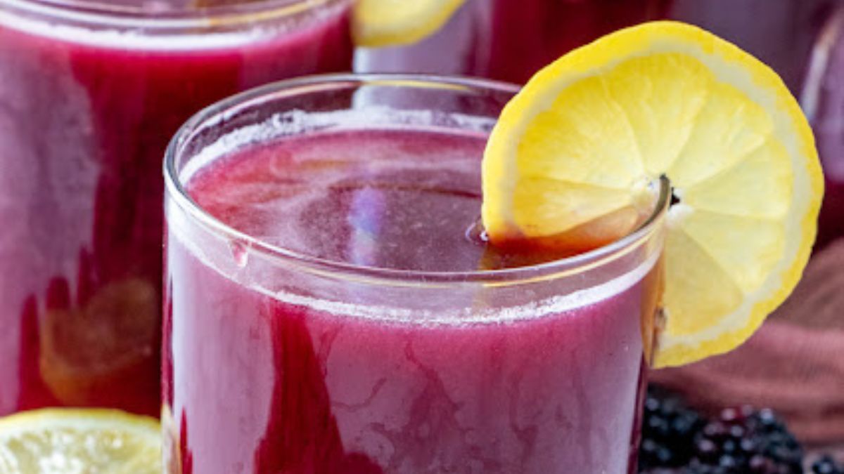 Sparkling Blackberry and Raspberry Lemonade.