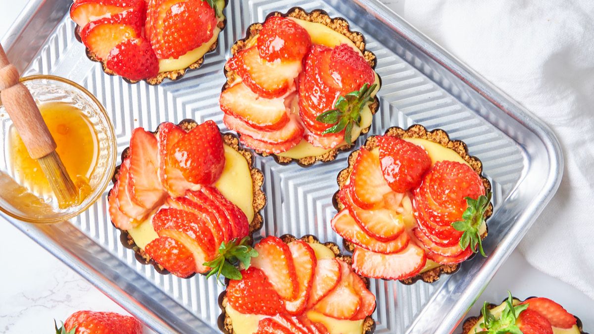 Strawberry Pretzel Cottage Cheese Pie.