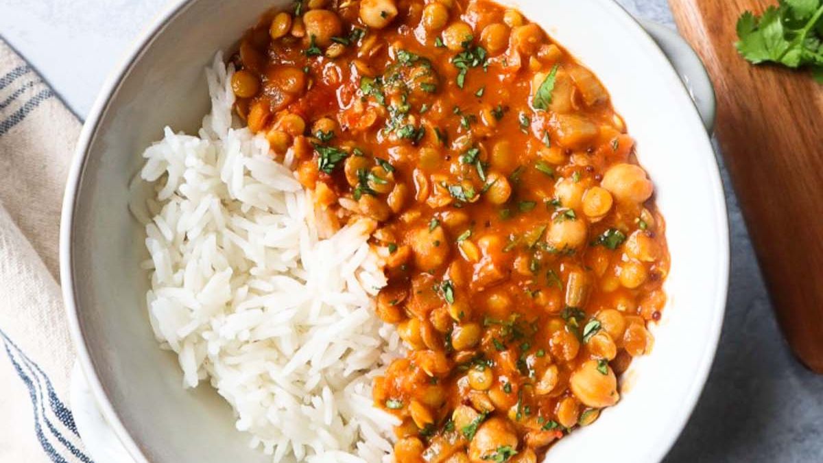 The Best Chickpea and Lentil Curry.