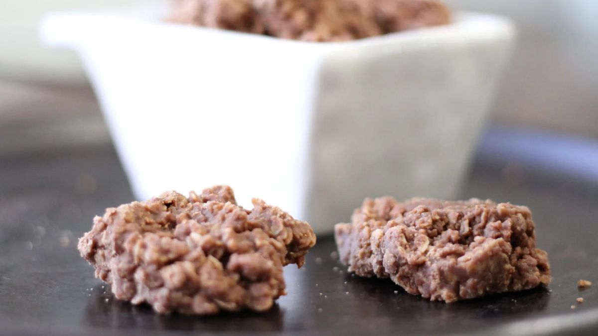 The Best No Bake Oatmeal Cookies.