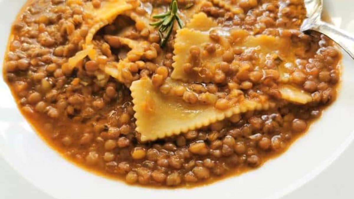 Umbrian Lentil Soup with Pasta.