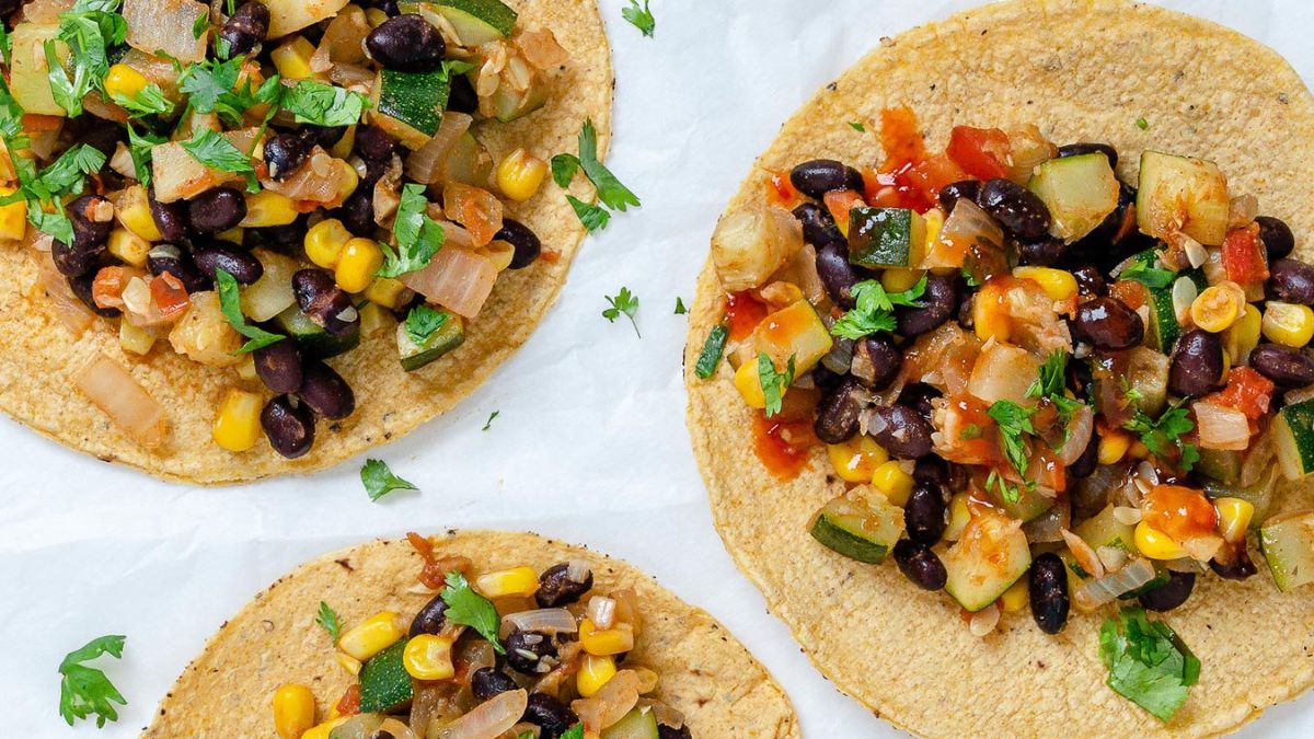 Vegan Black Bean Tacos with Veggies.