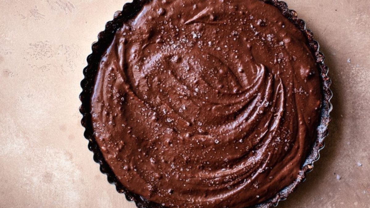 Vegan Salted Chocolate Cream Tart.