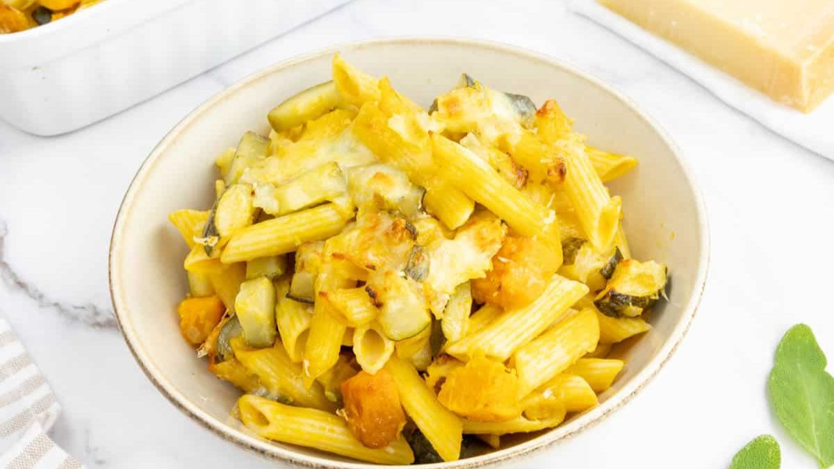 Baked Pumpkin Pasta with Zucchini.