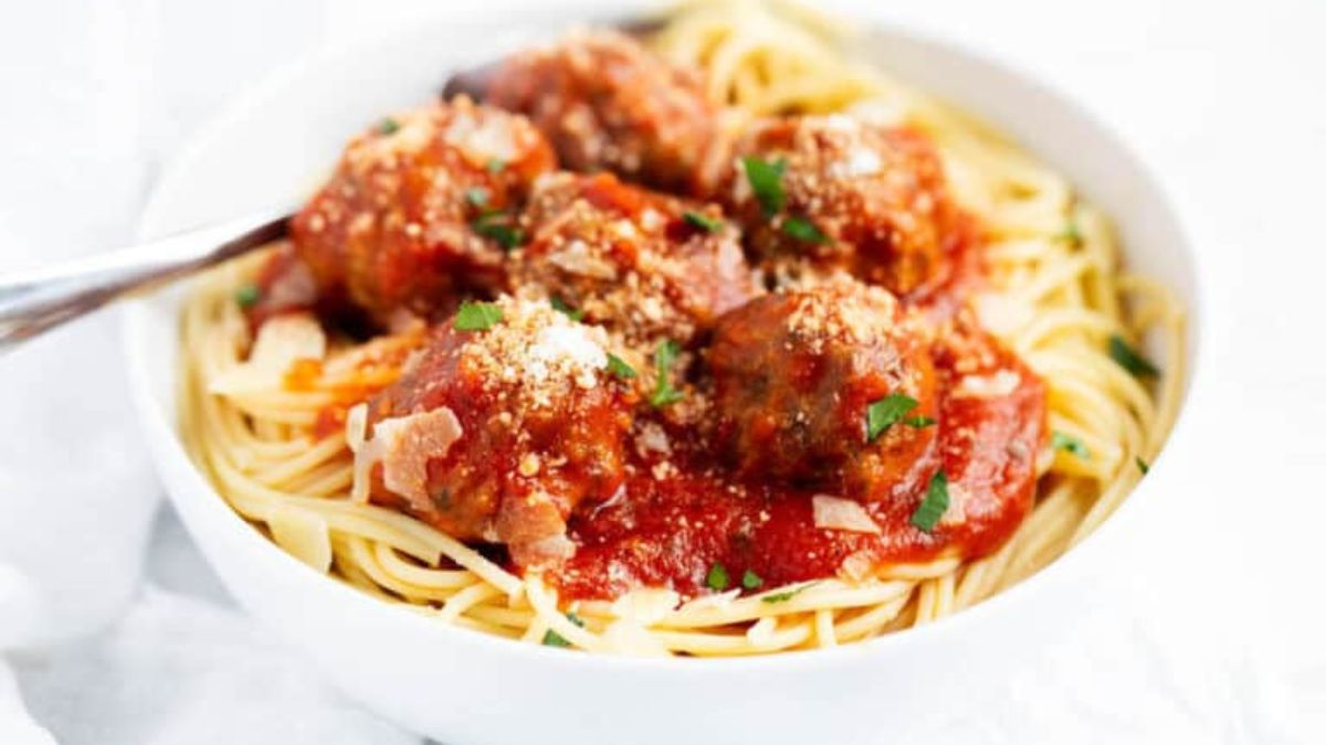 Easy Homemade Meatball Recipe.
