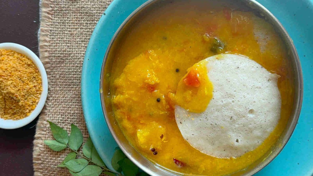 Idli Sambar Recipe (Tiffin Sambar).