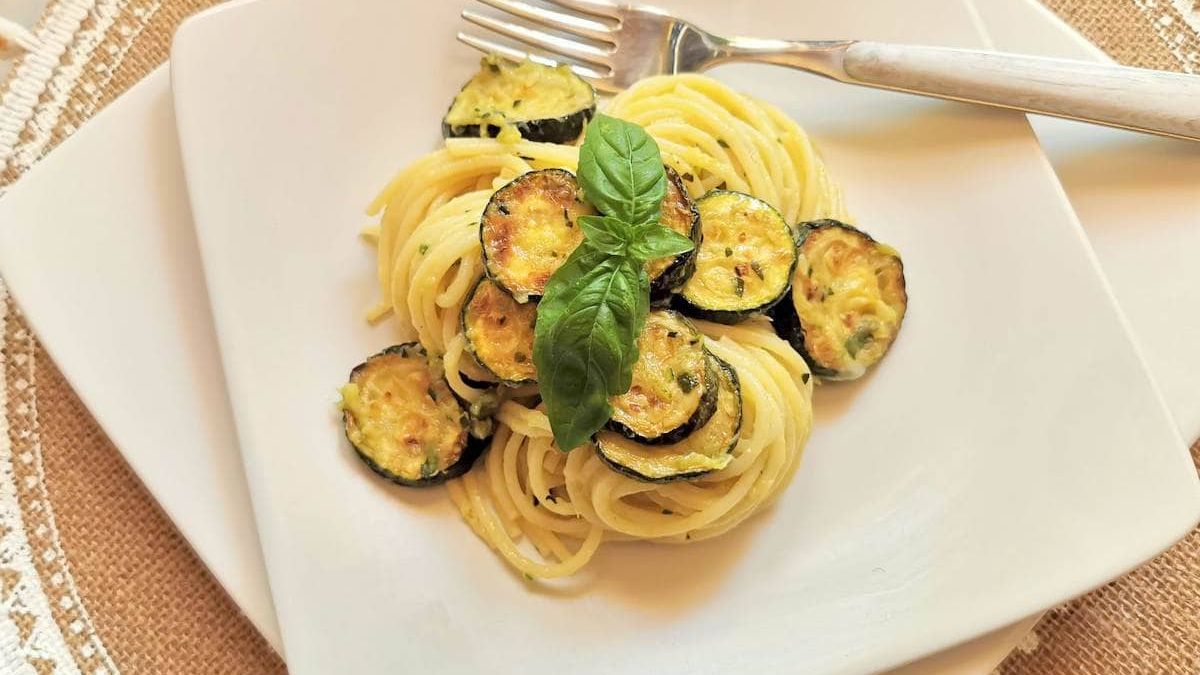 Spaghetti alla Nerano (fried zucchini pasta recipe).