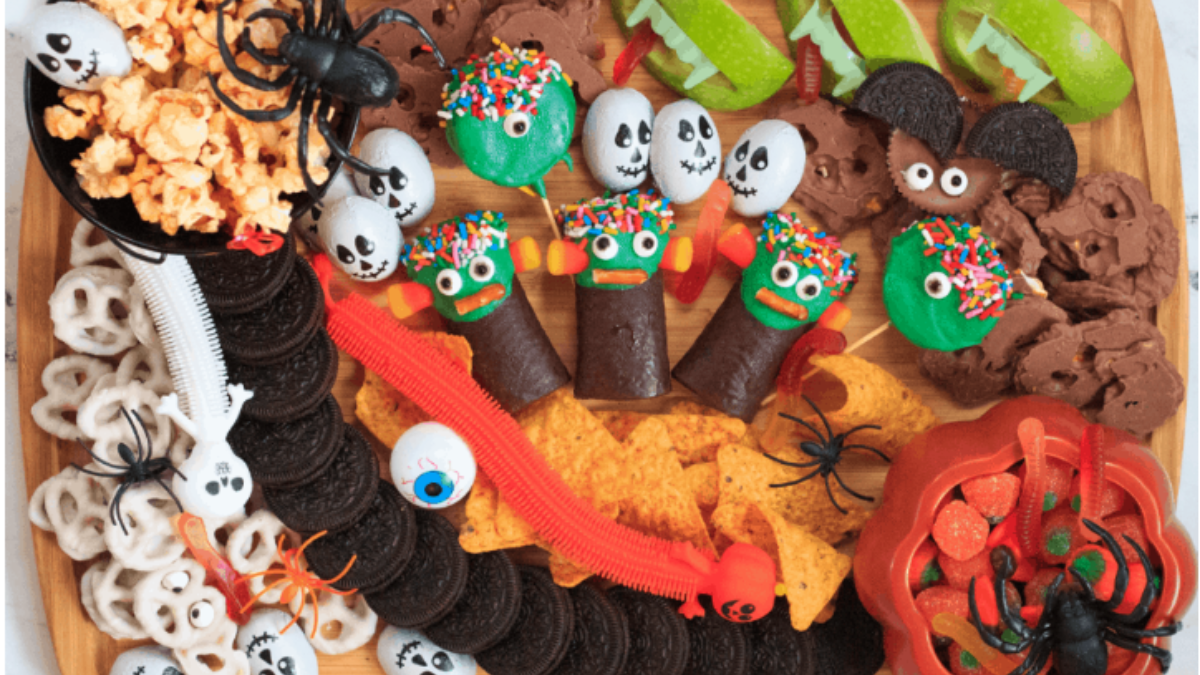 Last Minute Halloween Platter for Kids.
